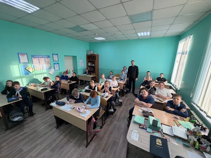 деньобразованиясовреиенник2